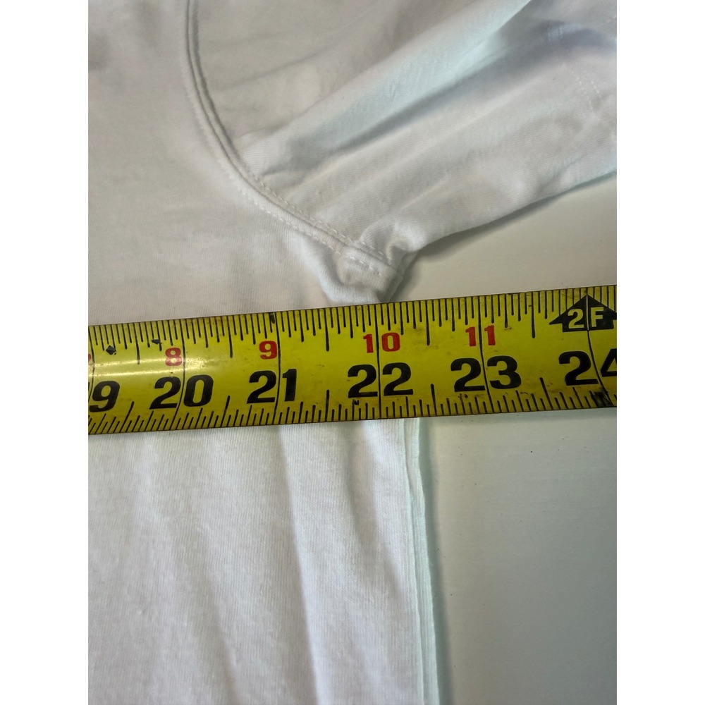Goodfellow & Co Mens White Heart Patch Graphic T-Shirt Short Sleeve Large NEW - Picture 5 of 5
